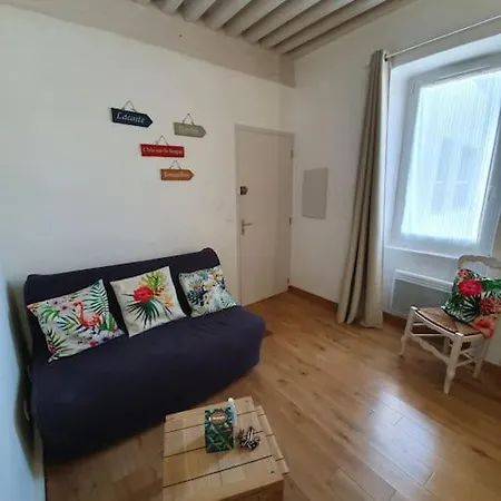 Appartement Atypique Au Sien D'Un Ancien Couvent LʼIsle-sur-la-Sorgue Esterno foto