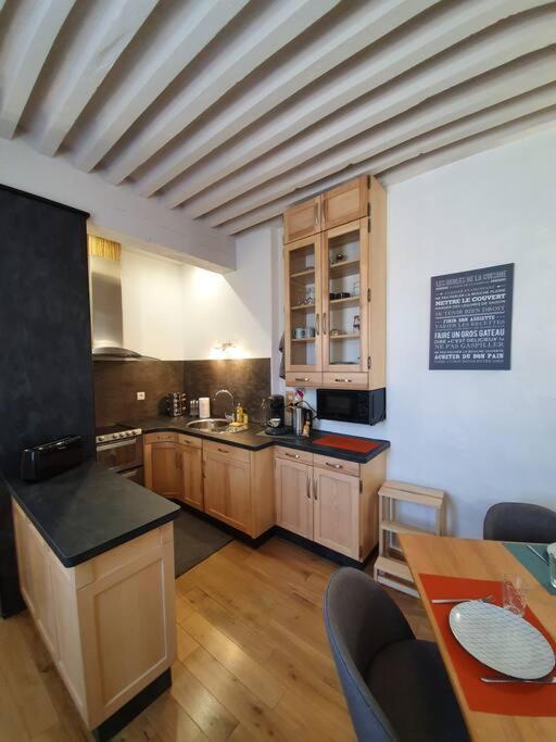Apartment Atypique Au Sien D'un Ancien Couvent *